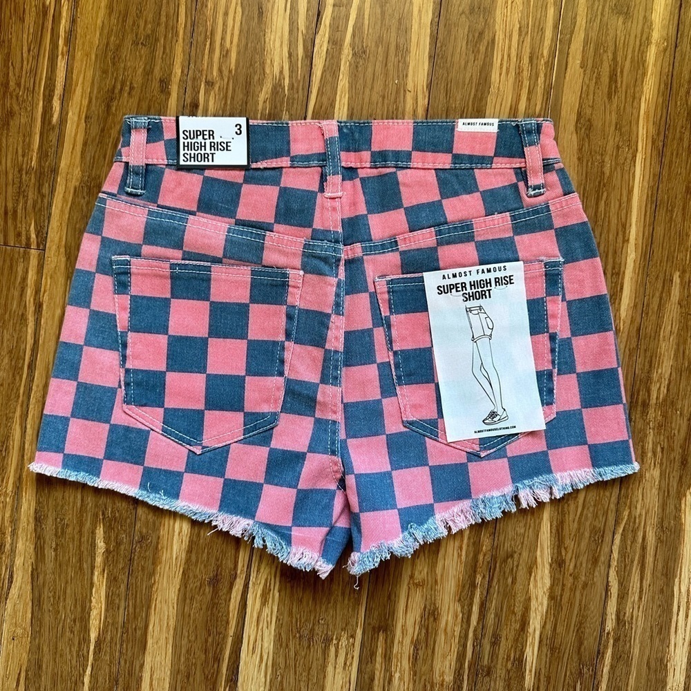 🆕 High Rise Checkered Shorts - Pink & Blue - Picture 7 of 7